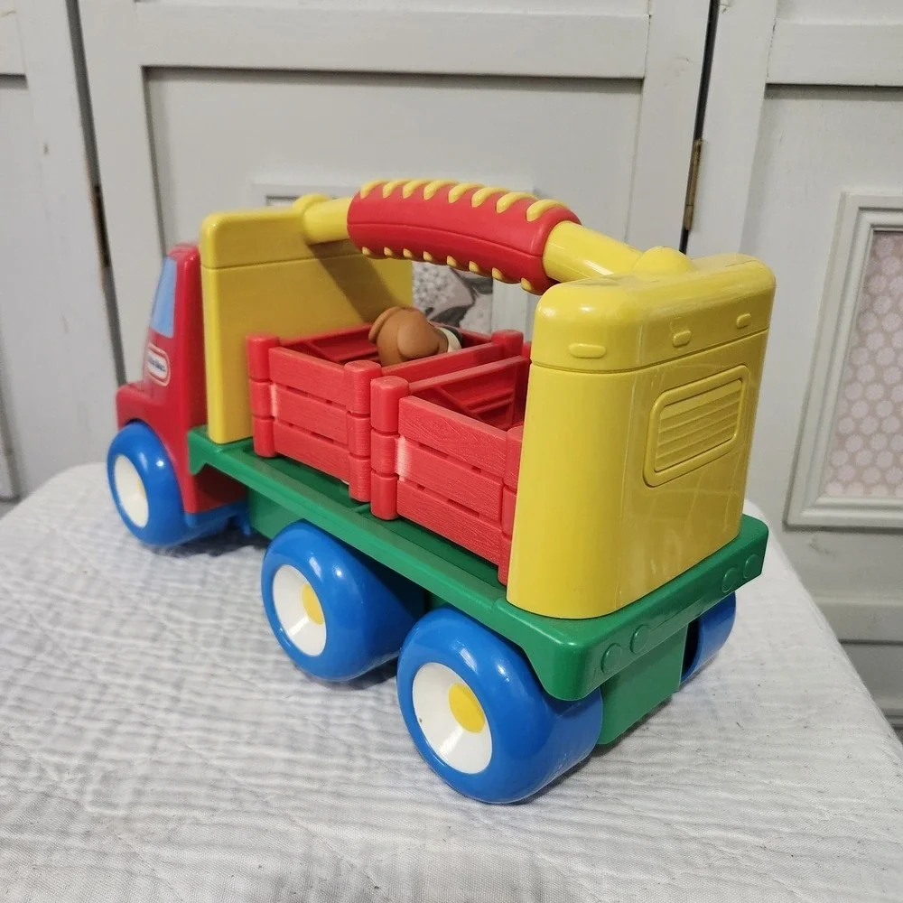 Little Tikes Red Handle Hauler Farm Truck Toy Horse Dog Corrals Sounds Music